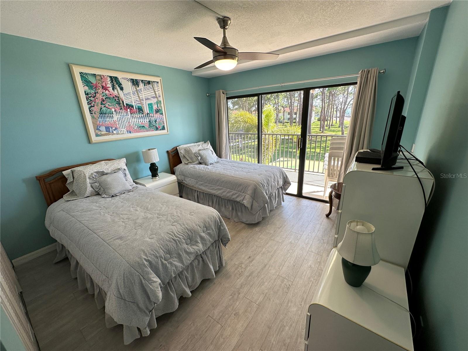 MEDITERRANEAN MANORS - Residential Lease