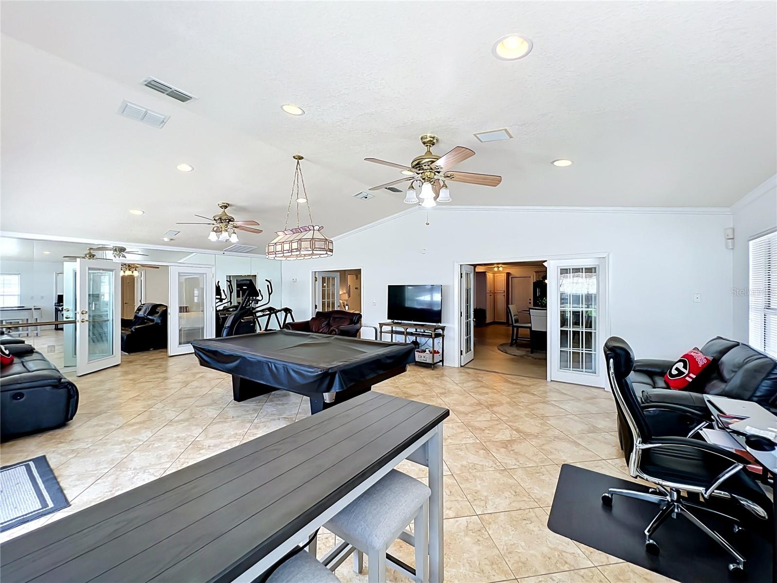 ISLE CATALINA - Residential
