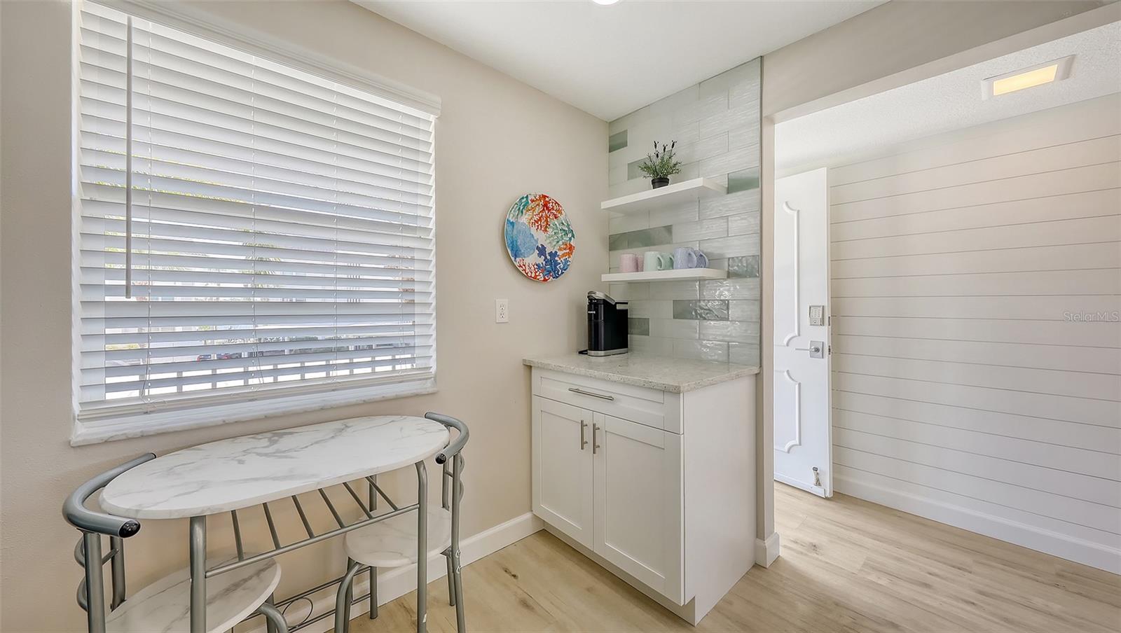 4380 EXETER DRIVE H202