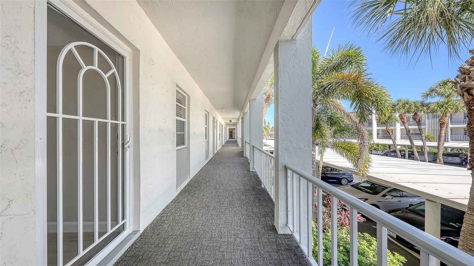 4380 EXETER DRIVE H202