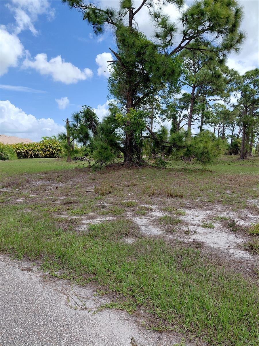 ROTONDA SANDS - Land