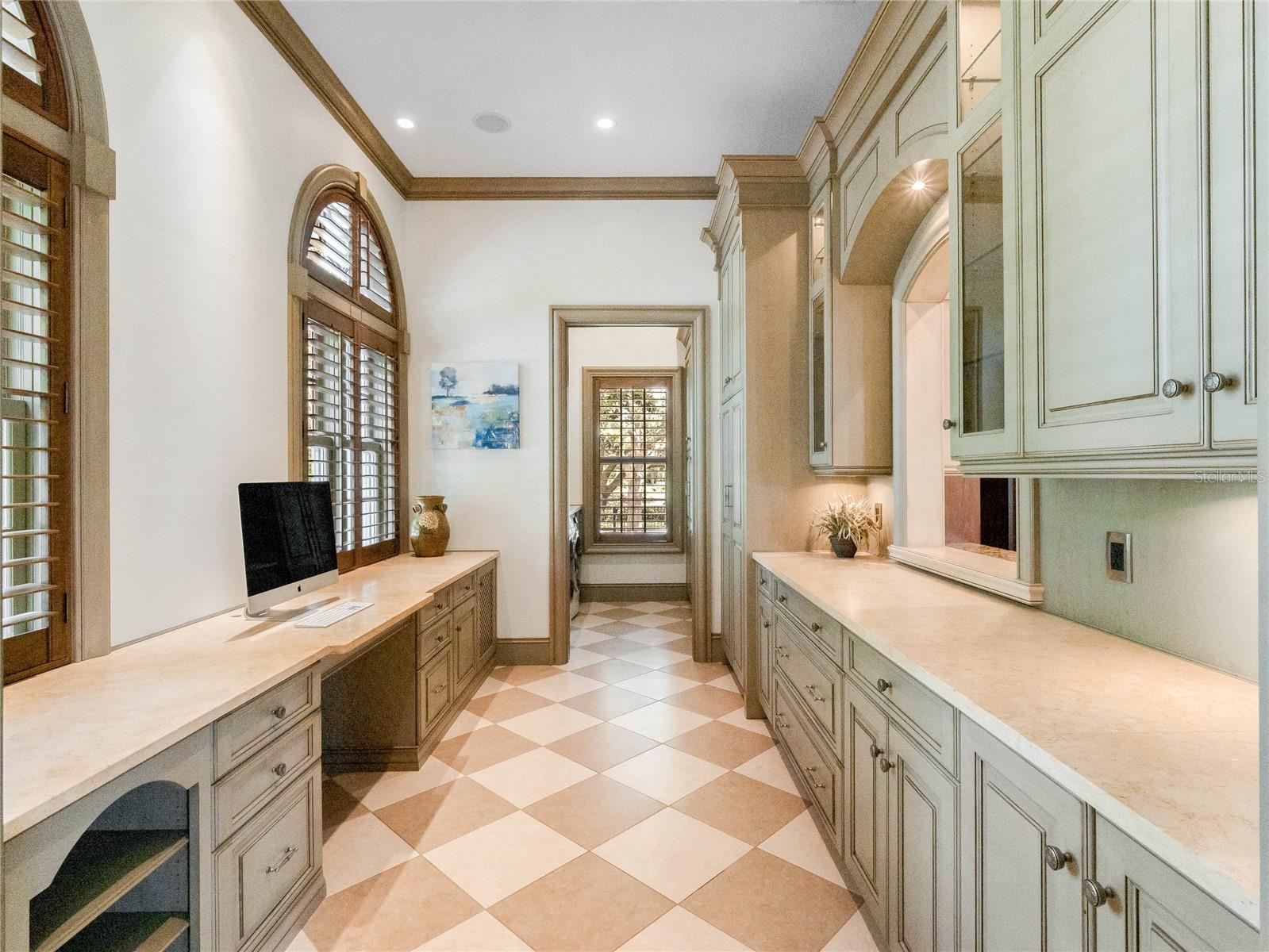 BALDWIN PARK - Residential