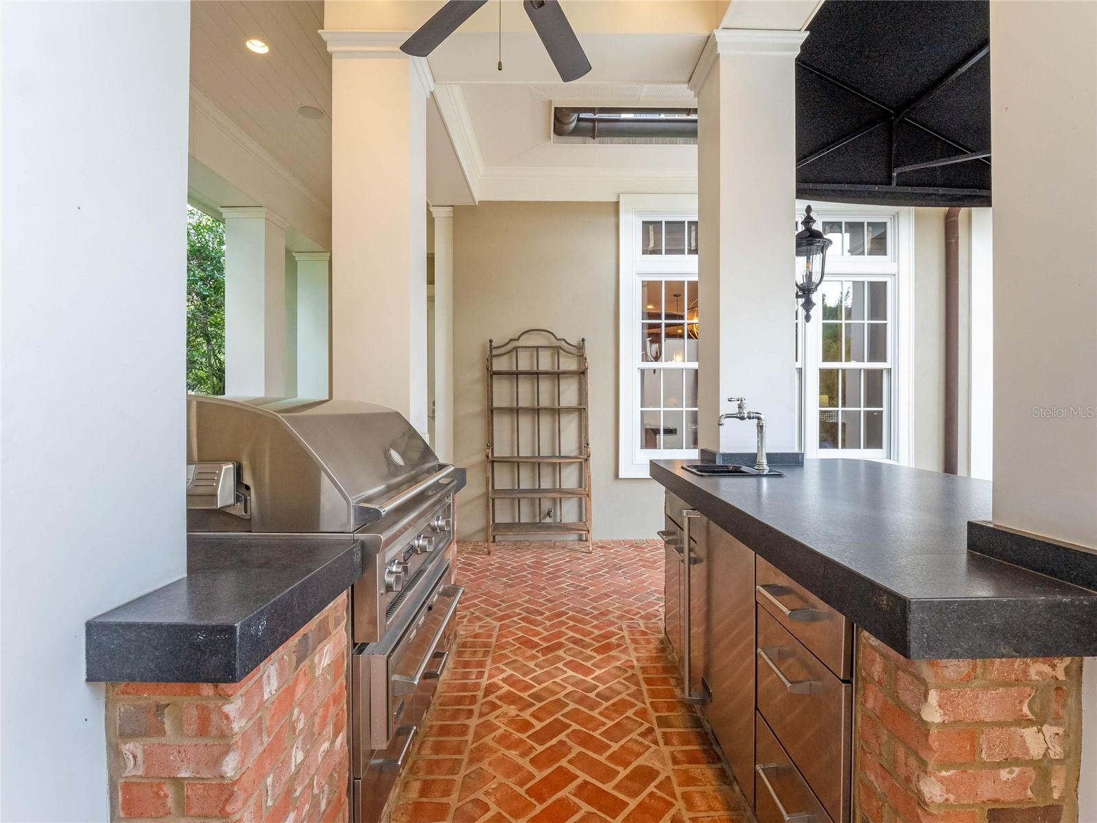 BALDWIN PARK - Residential