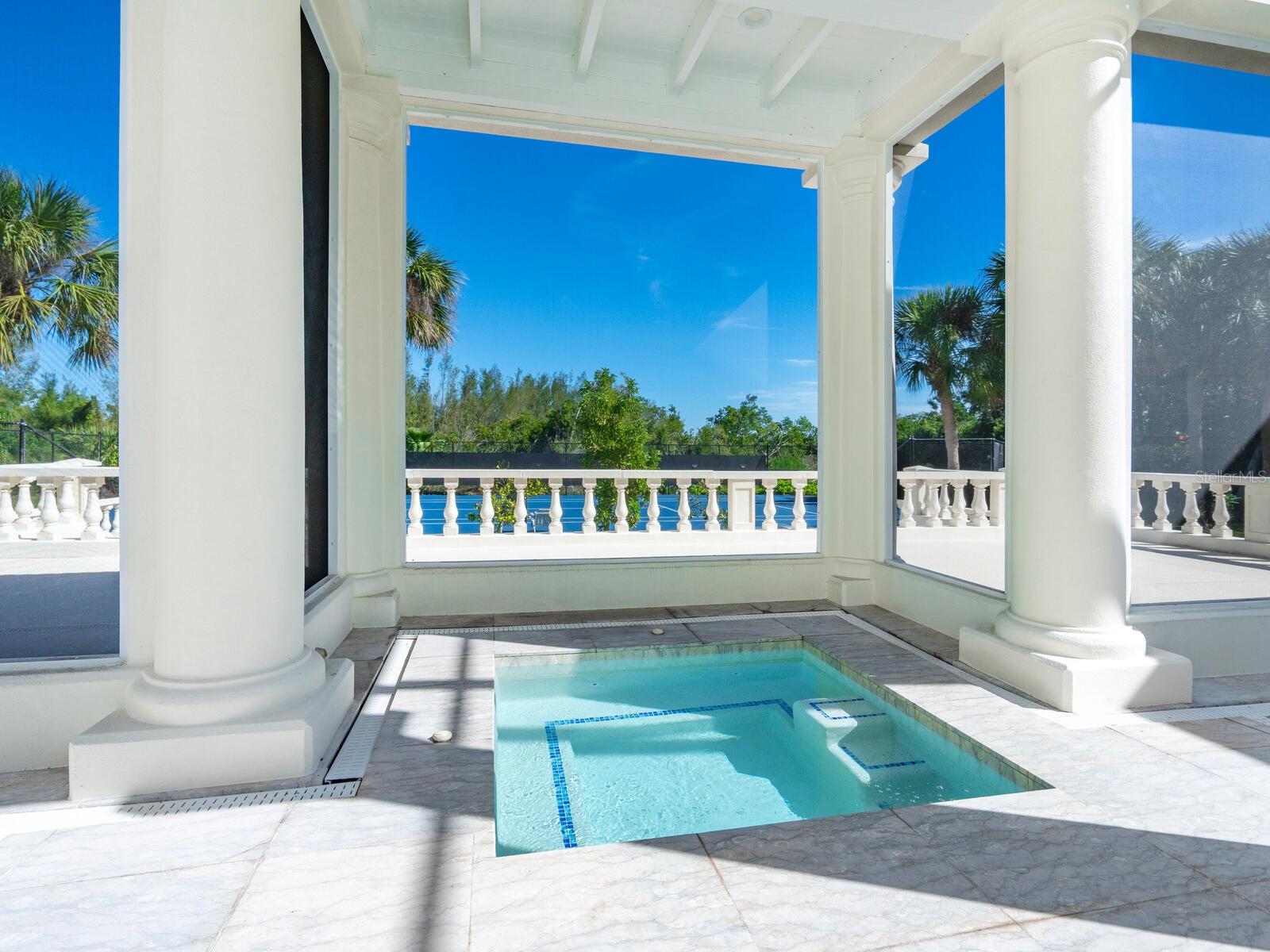 CASEY KEY - Residential