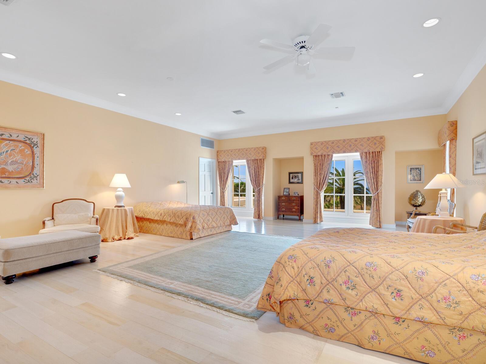 CASEY KEY - Residential