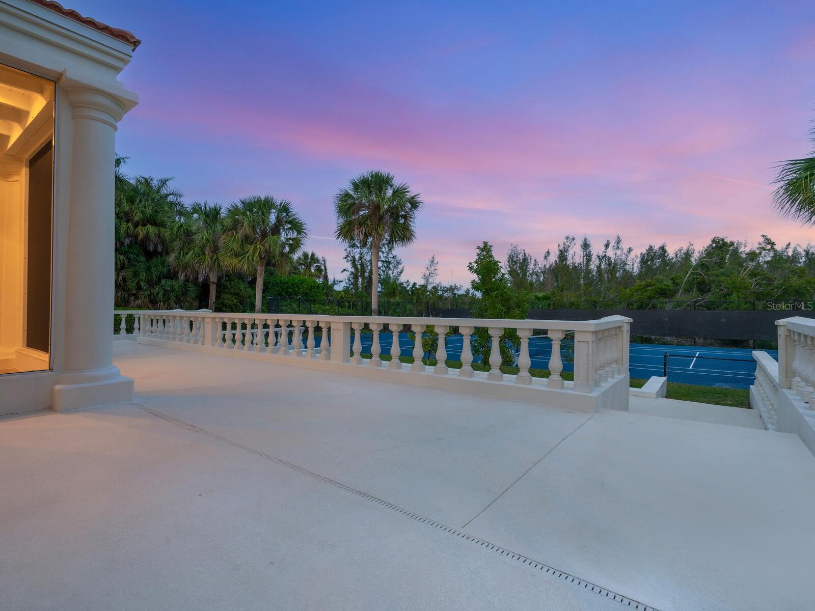 CASEY KEY - Residential