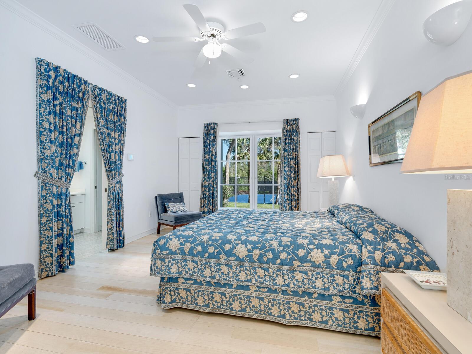CASEY KEY - Residential