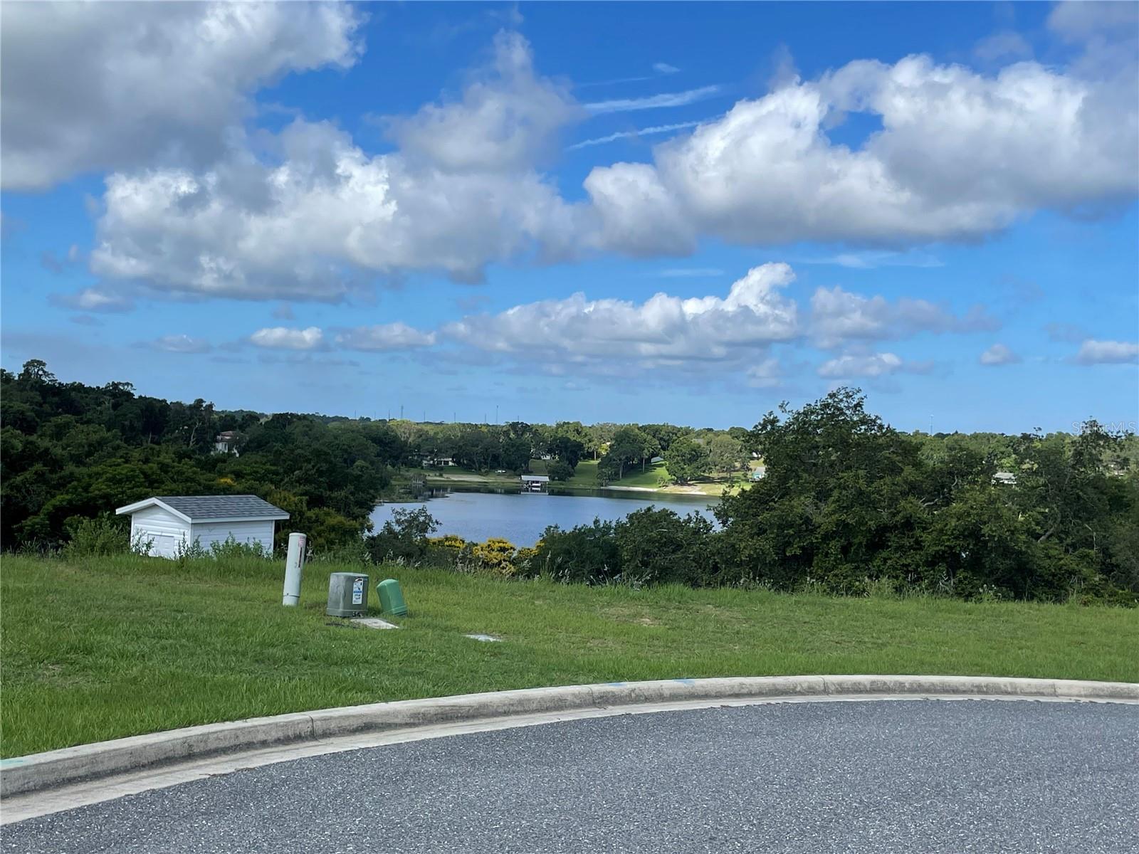 LAKE NETTIE RESERVE - Land