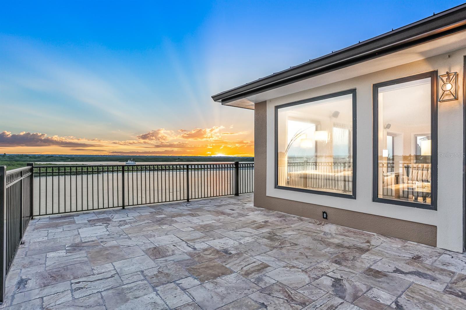 COLIN PARK - Residential