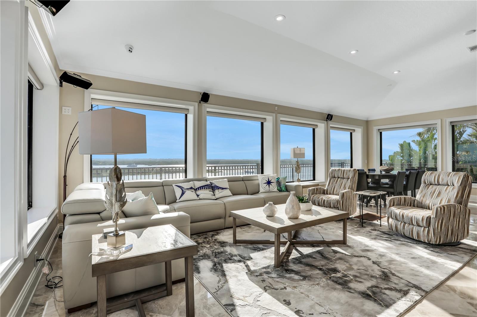 COLIN PARK - Residential