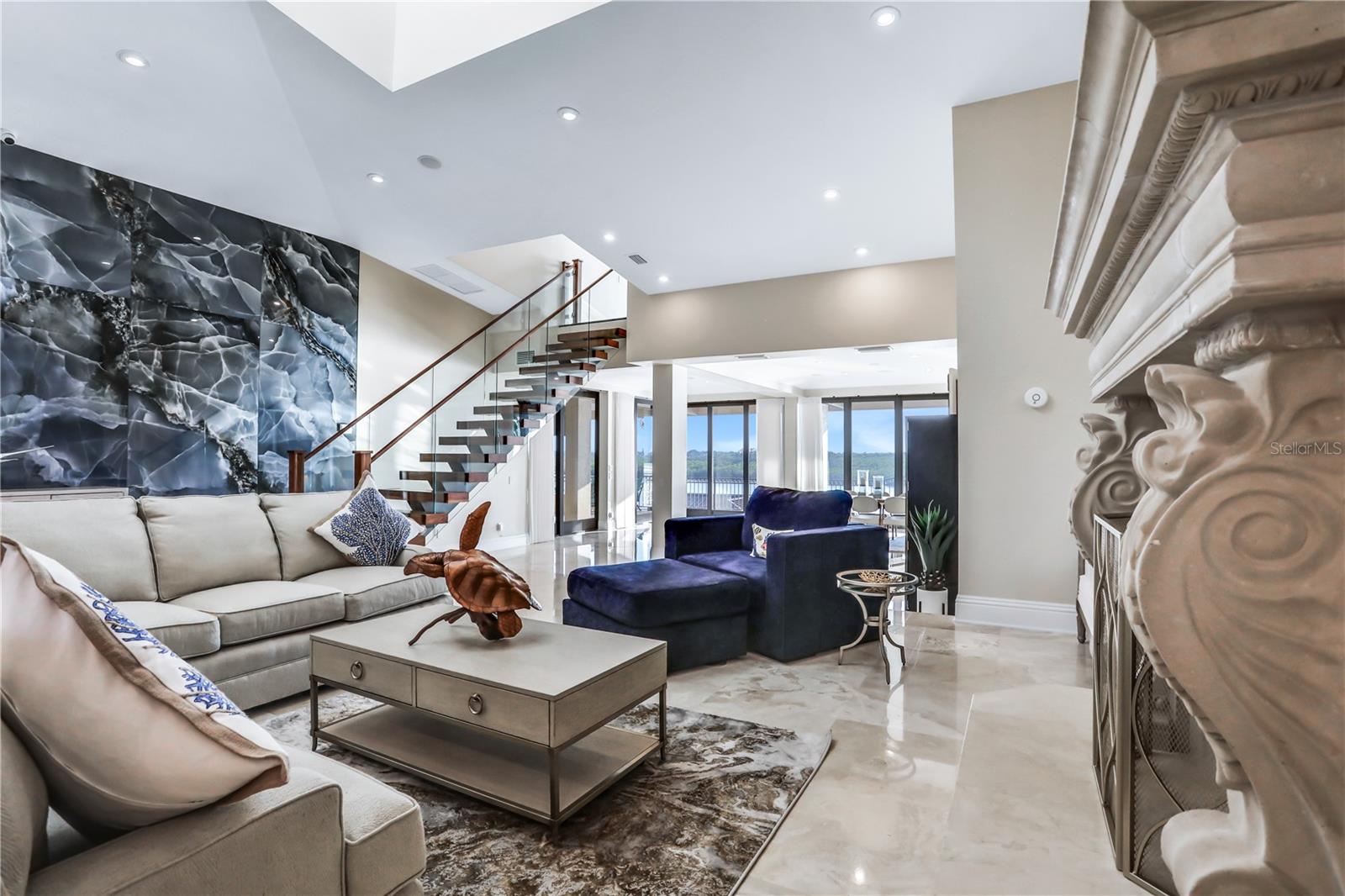 COLIN PARK - Residential