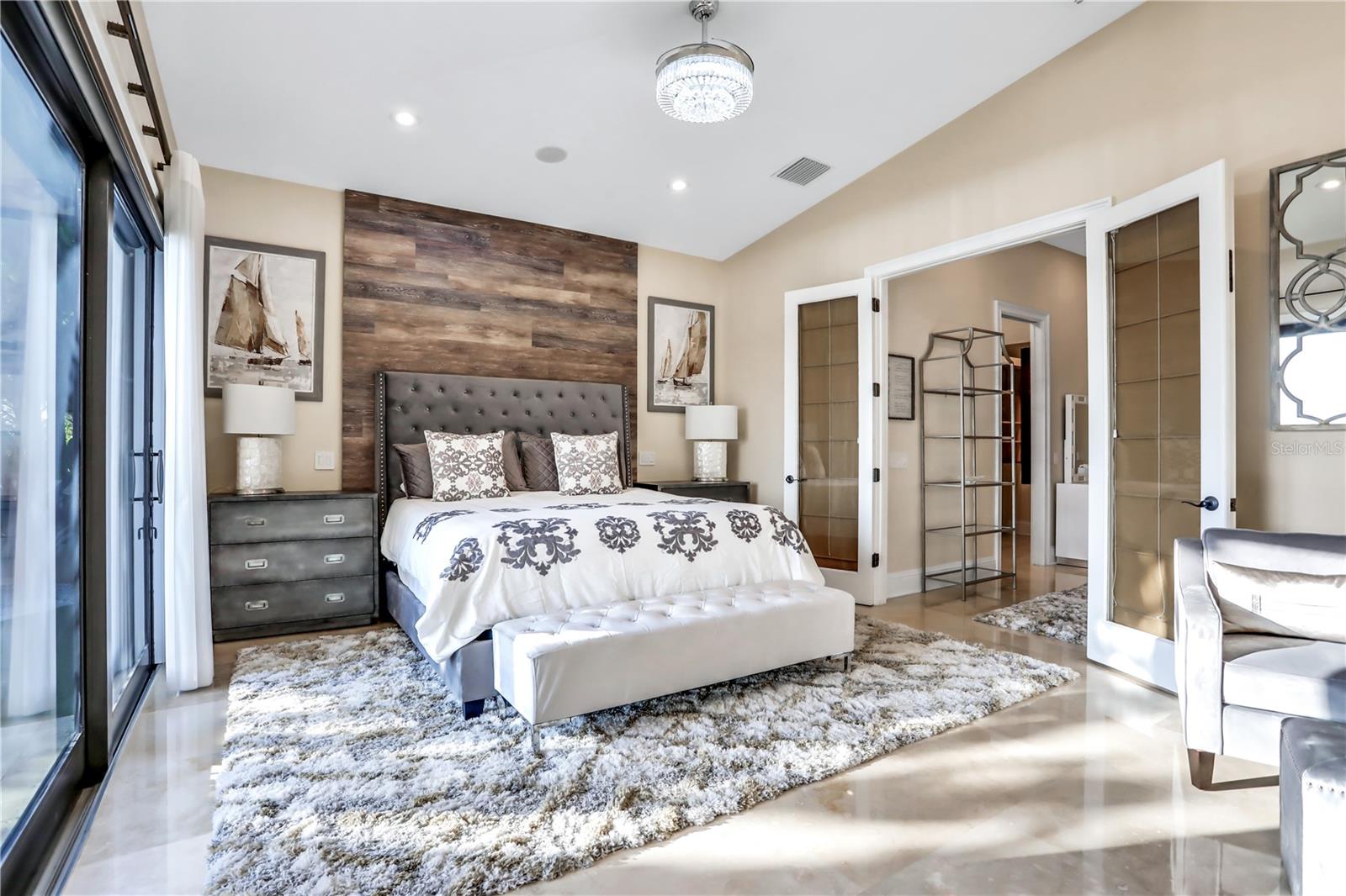 COLIN PARK - Residential