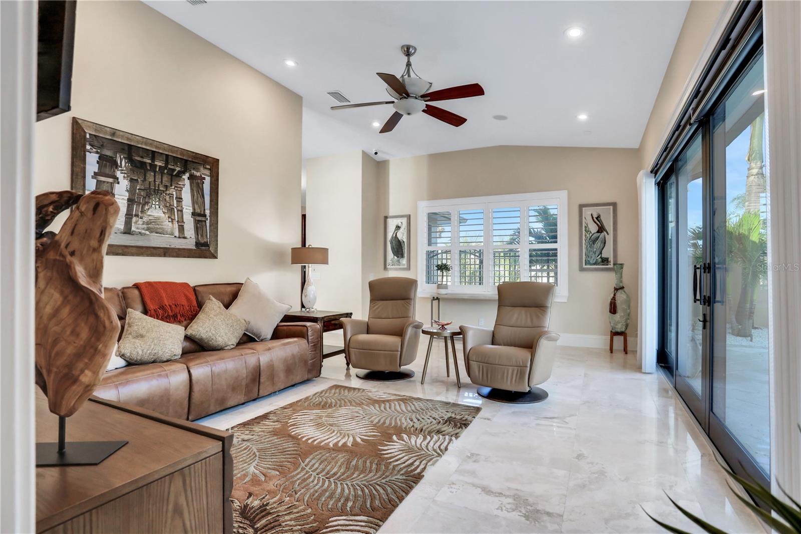 COLIN PARK - Residential