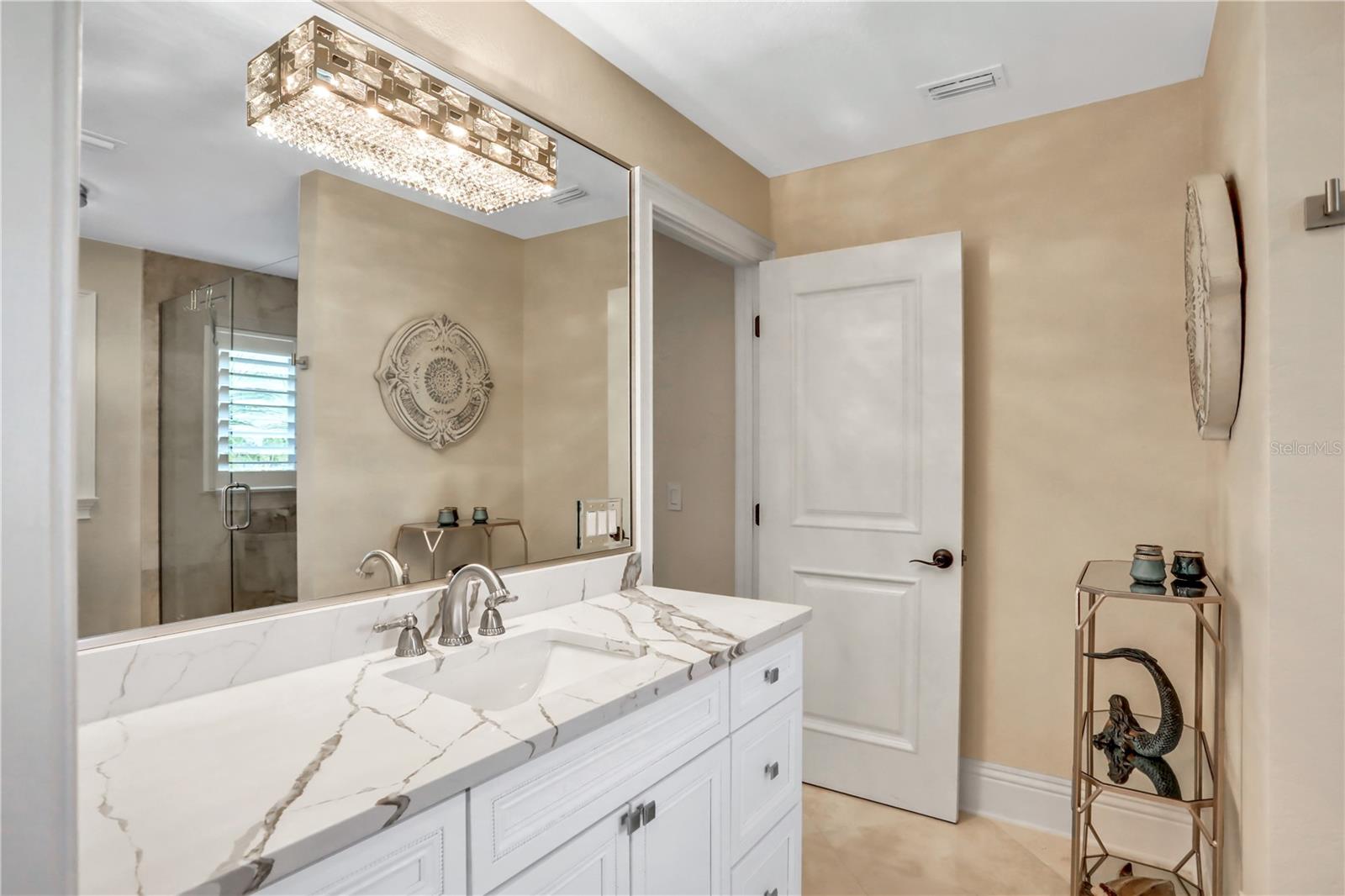 COLIN PARK - Residential