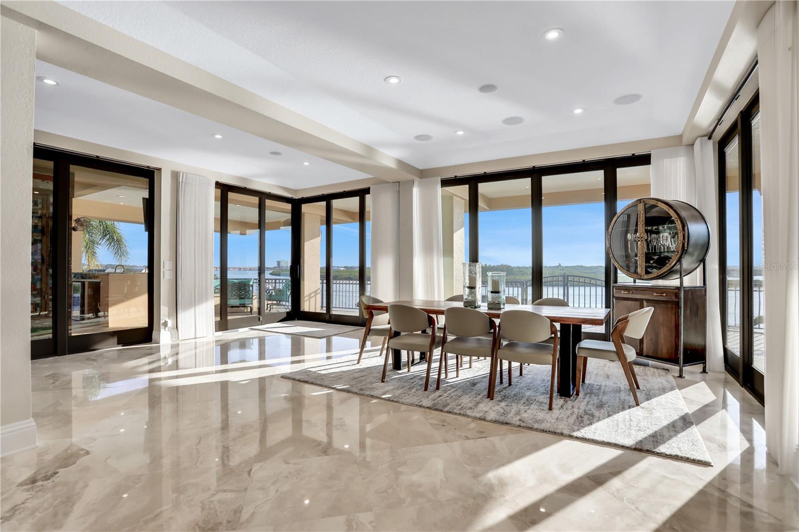 COLIN PARK - Residential