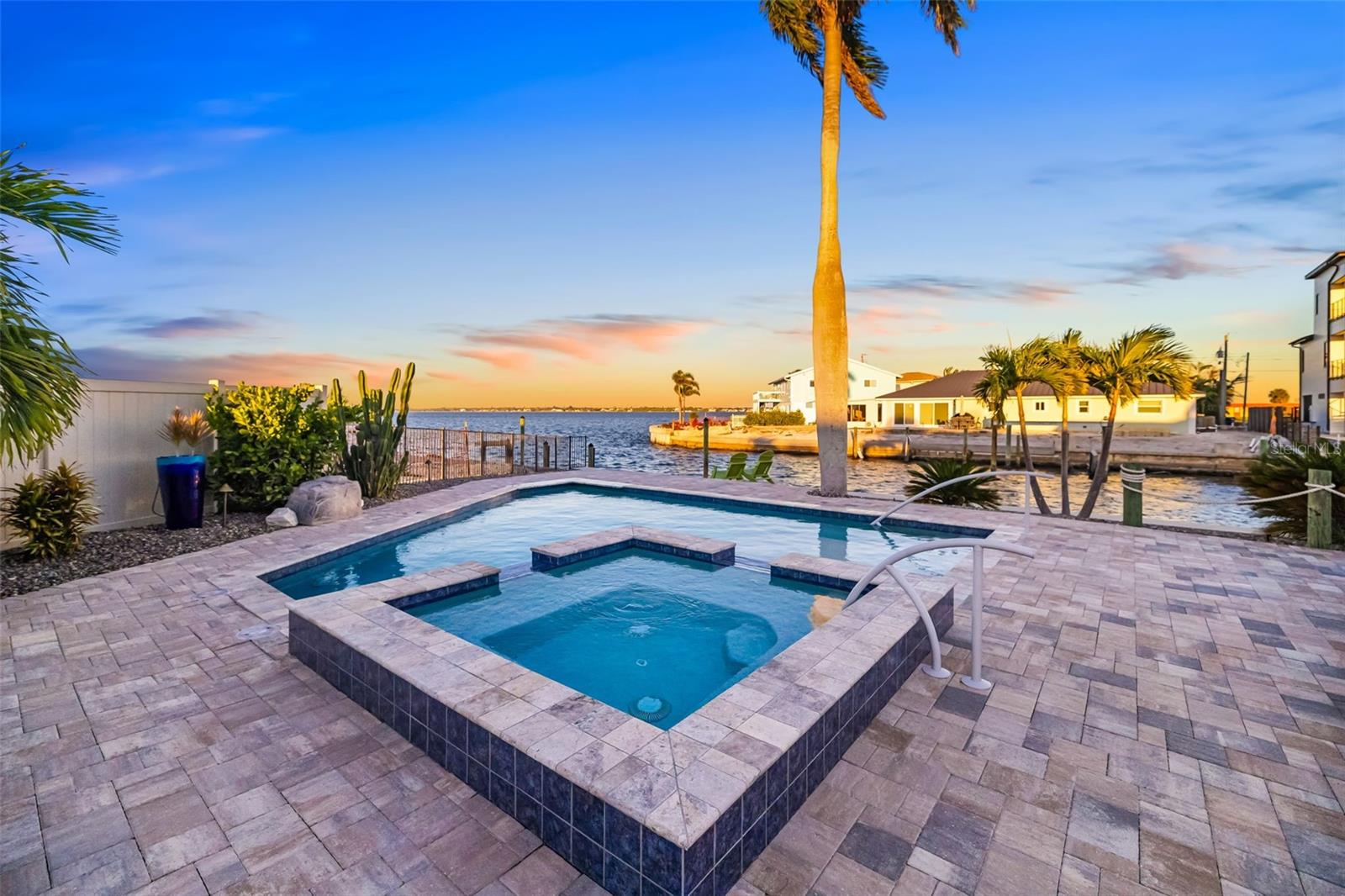 SAN REMO SHORES - Residential