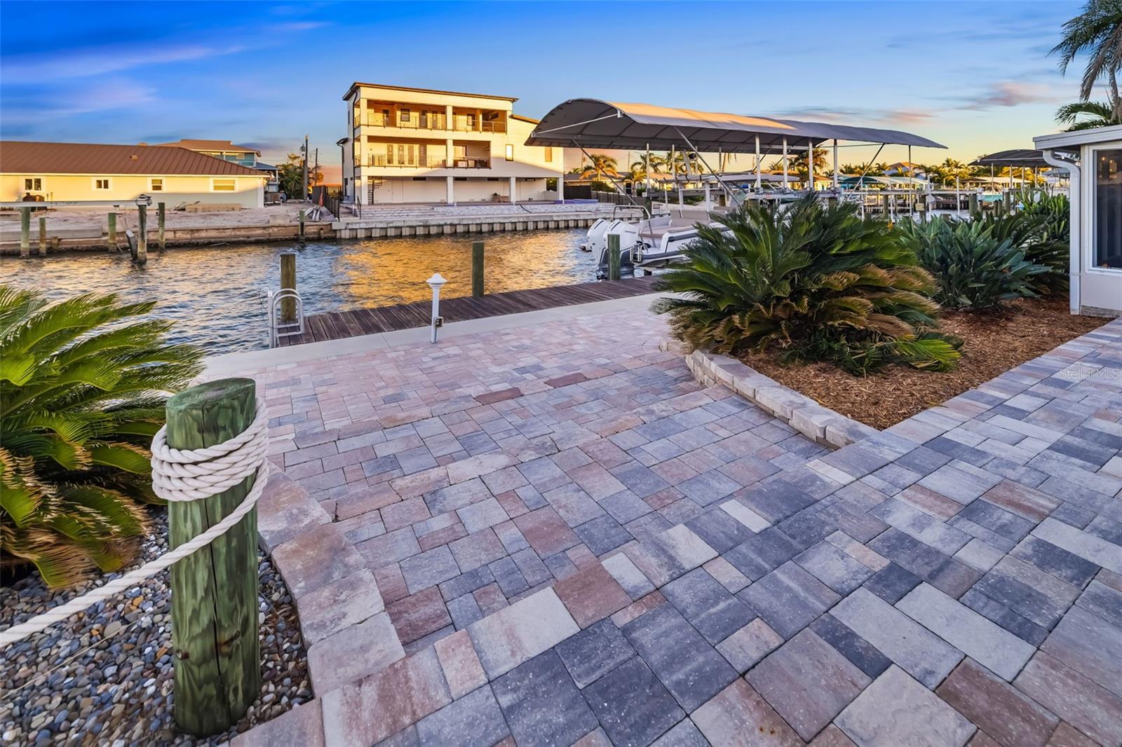 SAN REMO SHORES - Residential