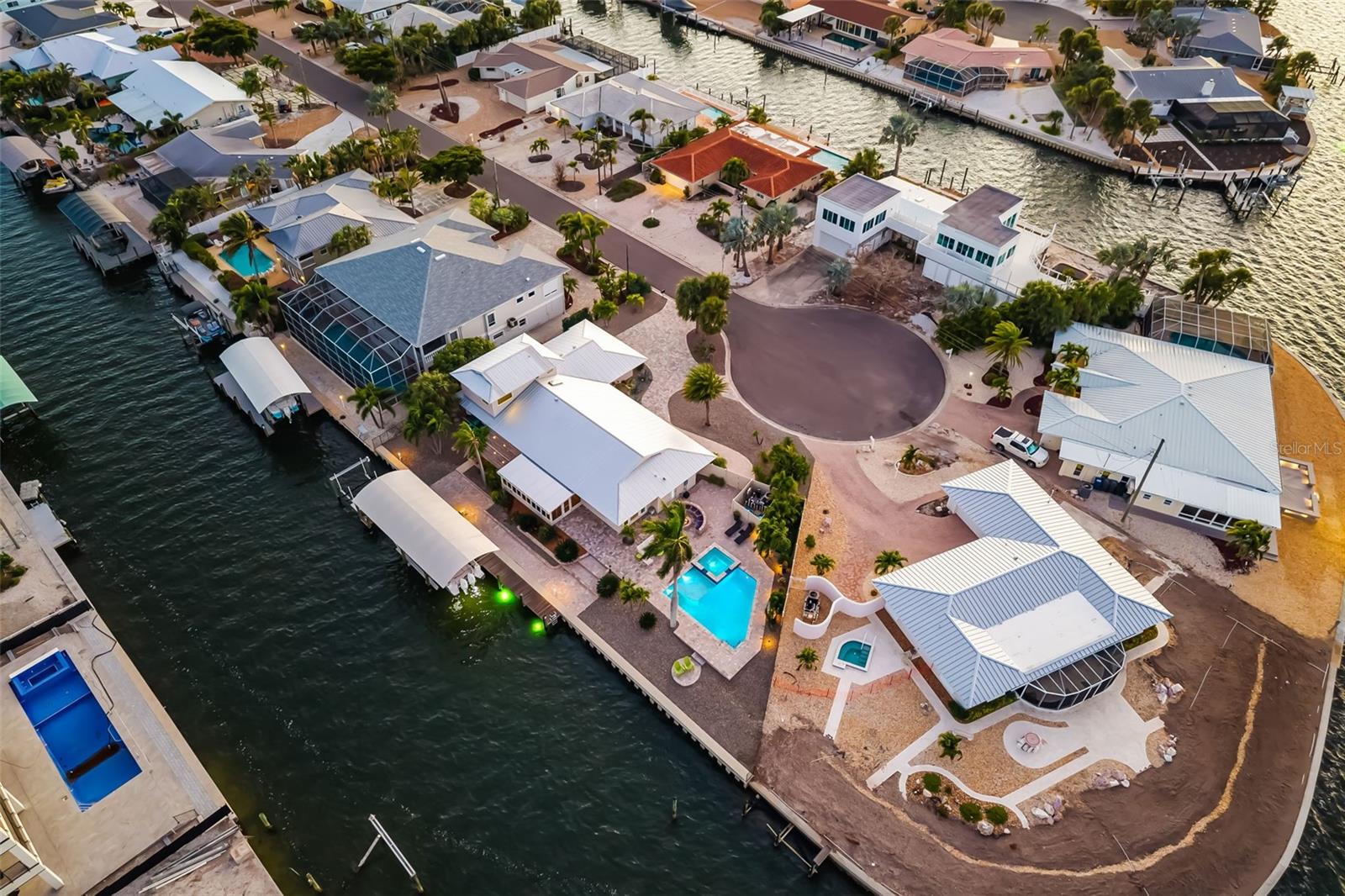 SAN REMO SHORES - Residential