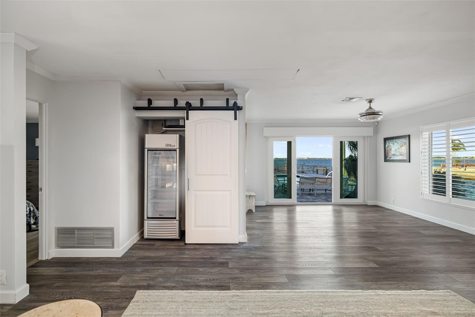 SAN REMO SHORES - Residential