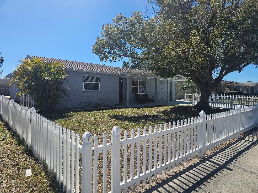 3136 PRIMROSE DRIVE