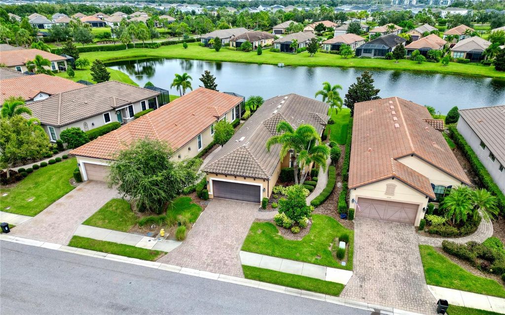 Photo of 4713 Stafford Court, Palmetto, FL 34221 (MLS # A4664731)