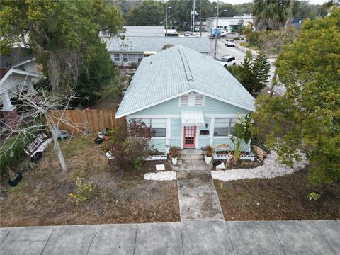 Photo of 5810 N Suwanee Avenue, Tampa, FL 33604 (MLS # TB8474114)