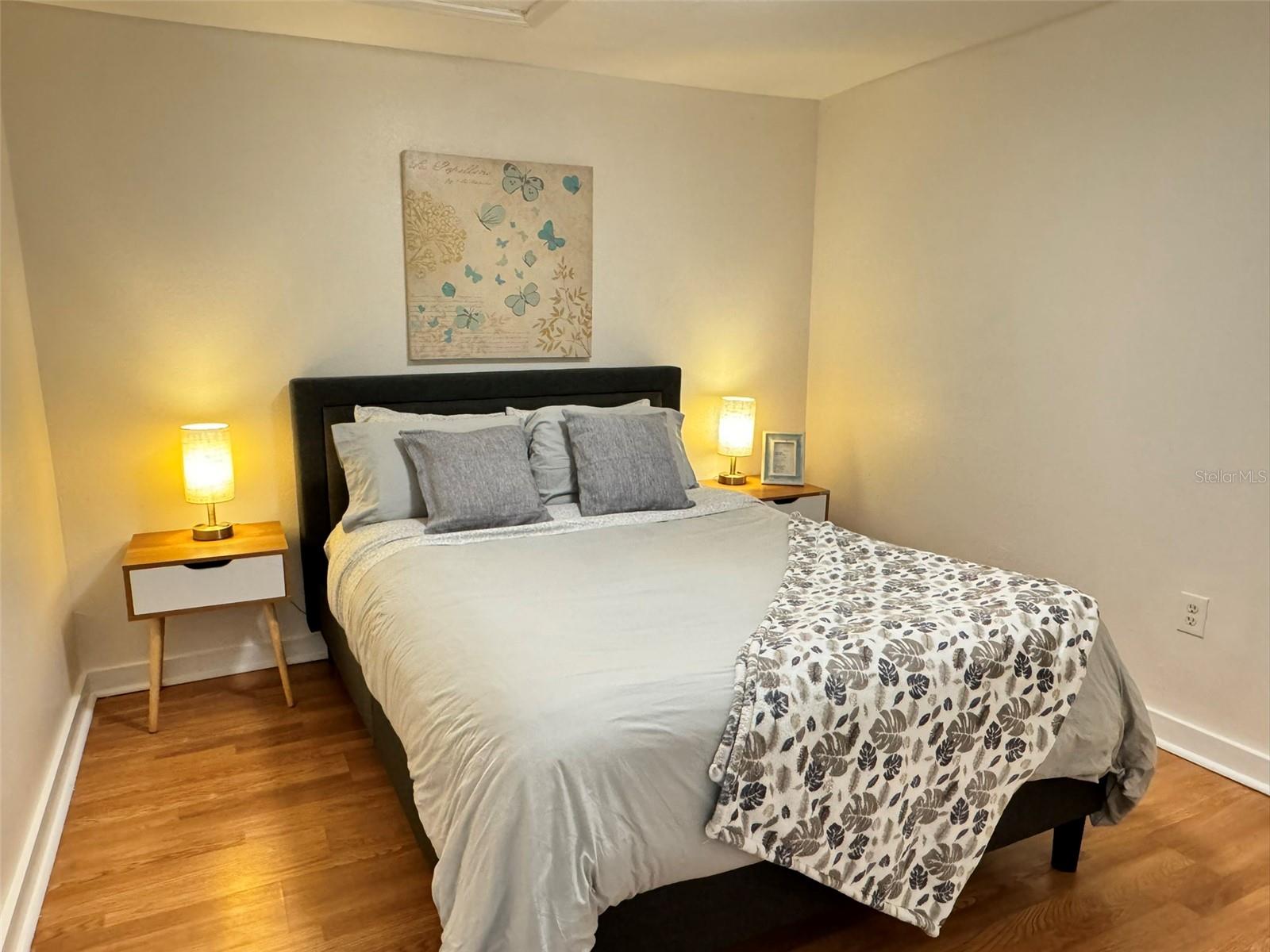 5810 N SUWANEE AVENUE