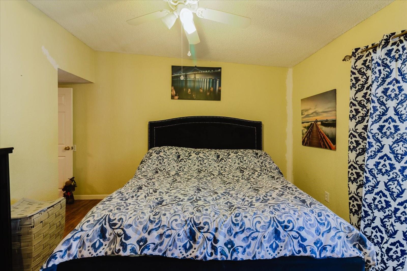 LAKE FOREST CONDO - Residential