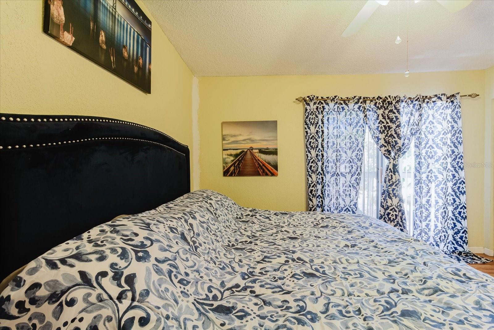 LAKE FOREST CONDO - Residential