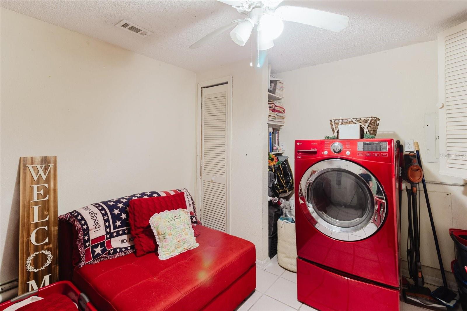 LAKE FOREST CONDO - Residential