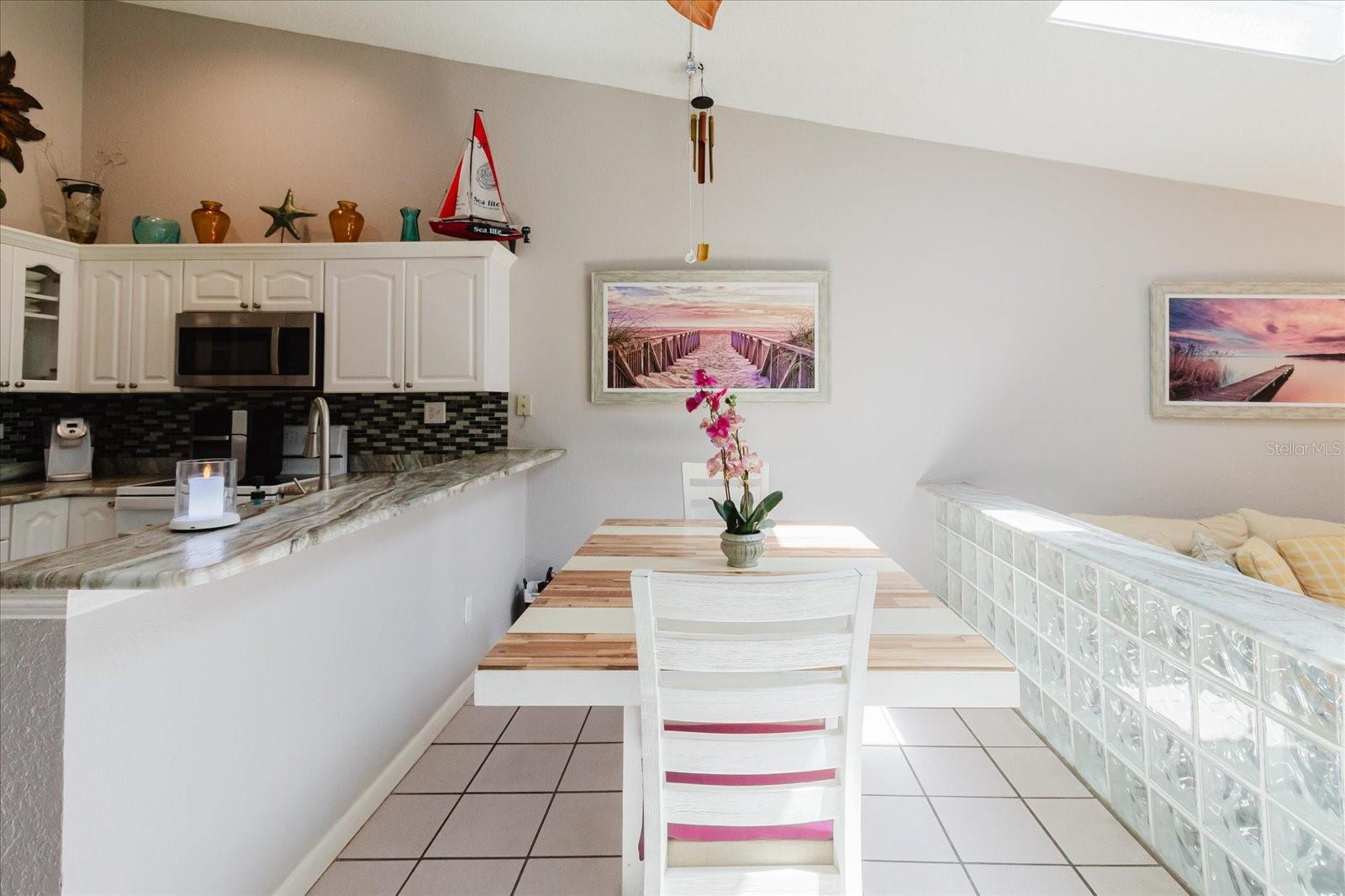 LAKE FOREST CONDO - Residential