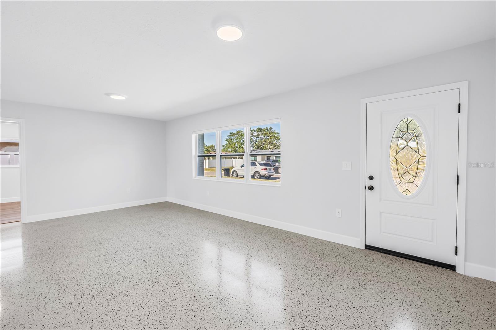 TOUSSIE TERRACE - Residential