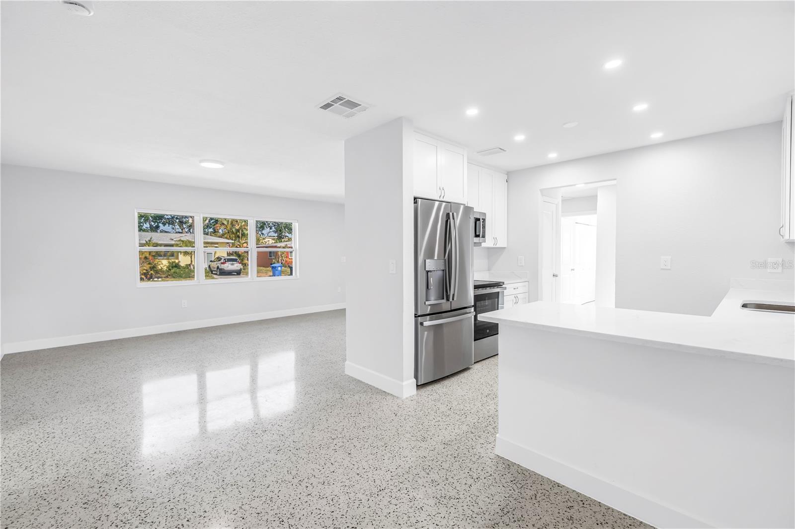 TOUSSIE TERRACE - Residential