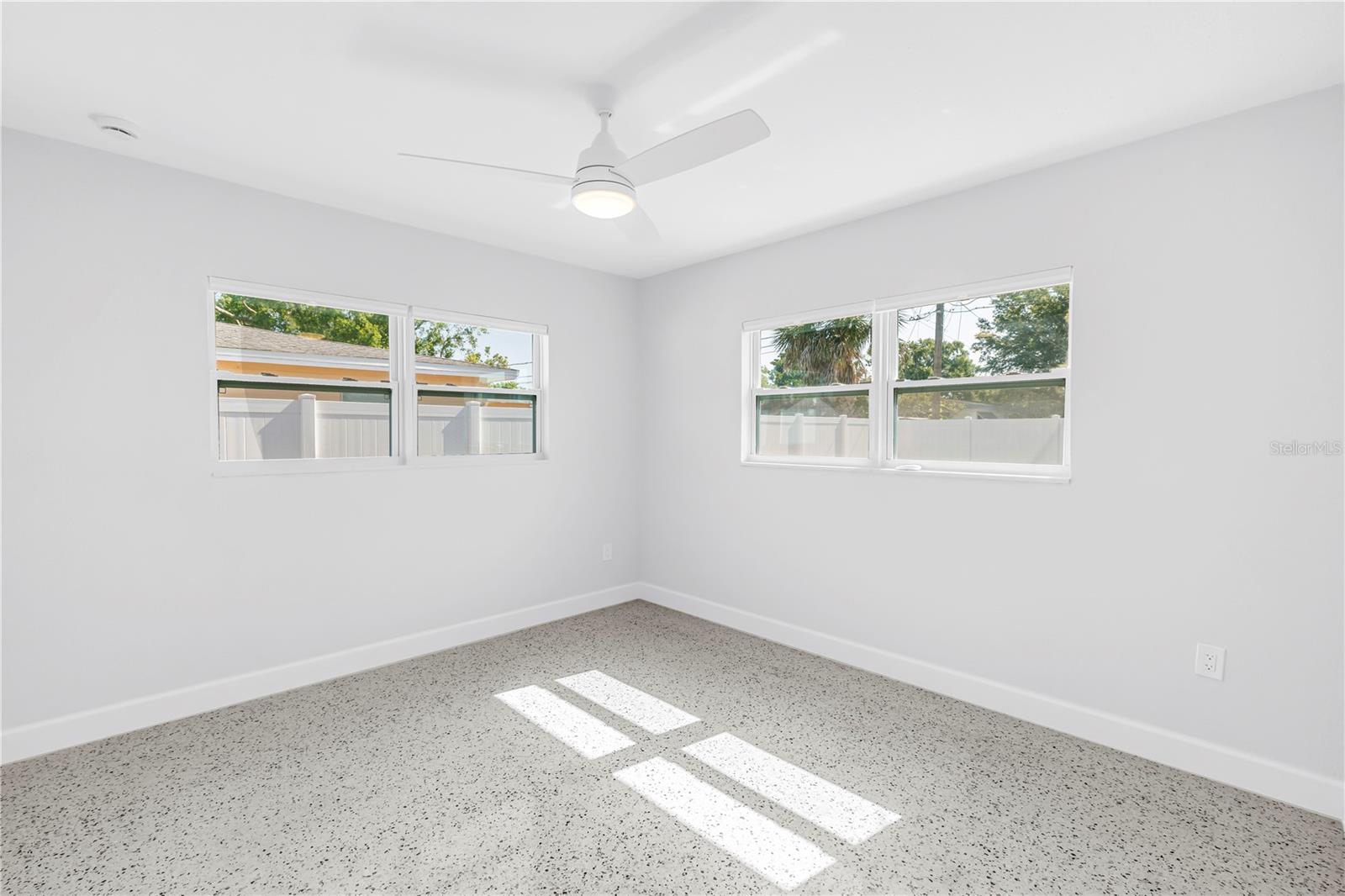 TOUSSIE TERRACE - Residential