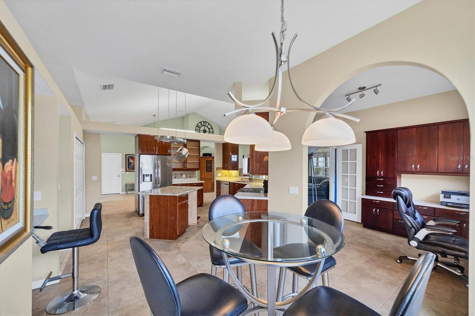 SHADES OF MAGNOLIA MANOR - Residential