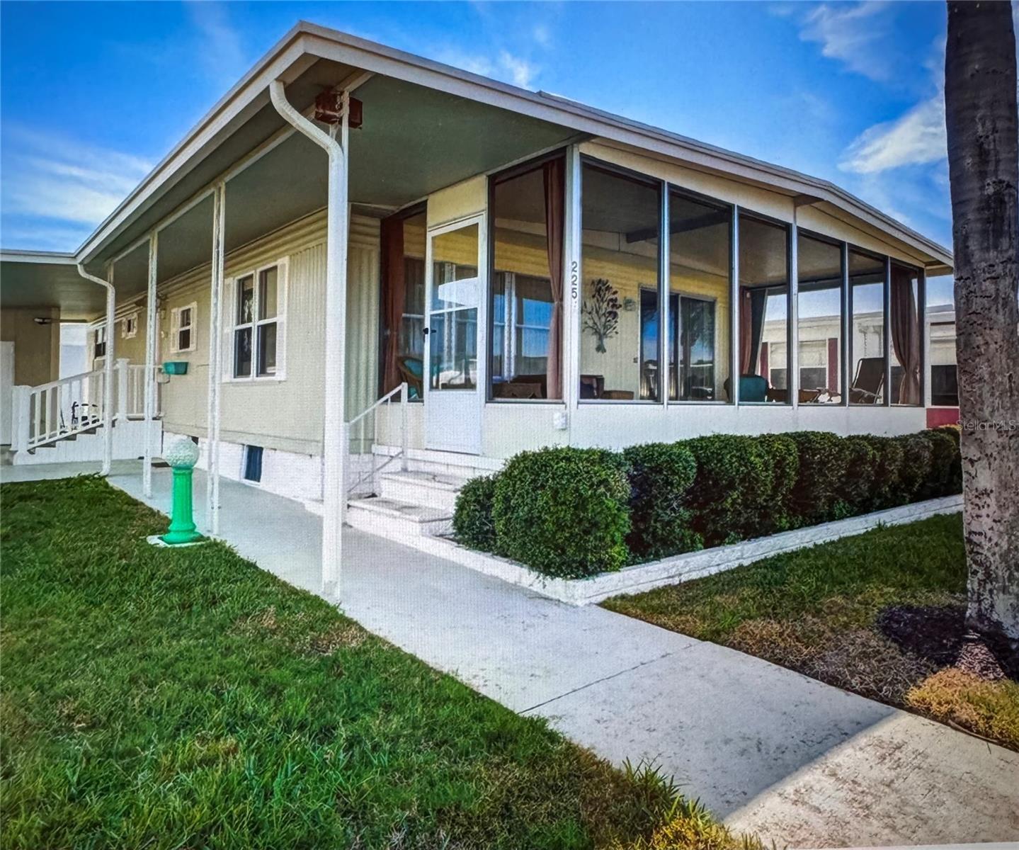 225 DIXIE LANE