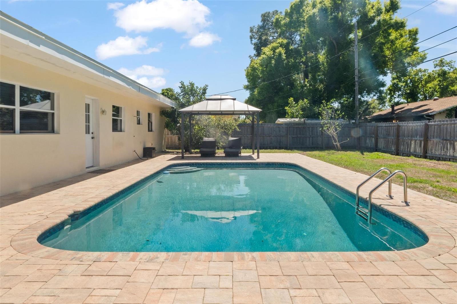 PINE GLADE - Residential