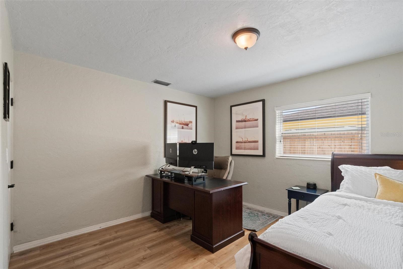 PINE GLADE - Residential