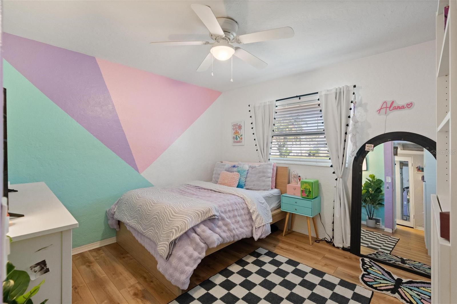 PINE GLADE - Residential