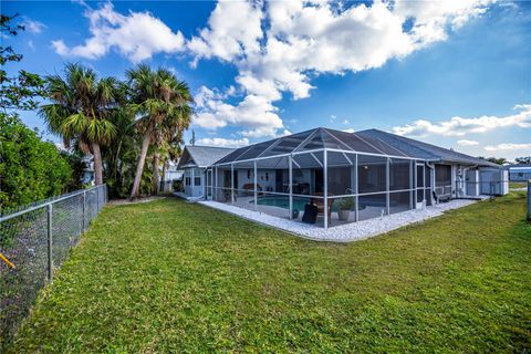 A home in PORT CHARLOTTE