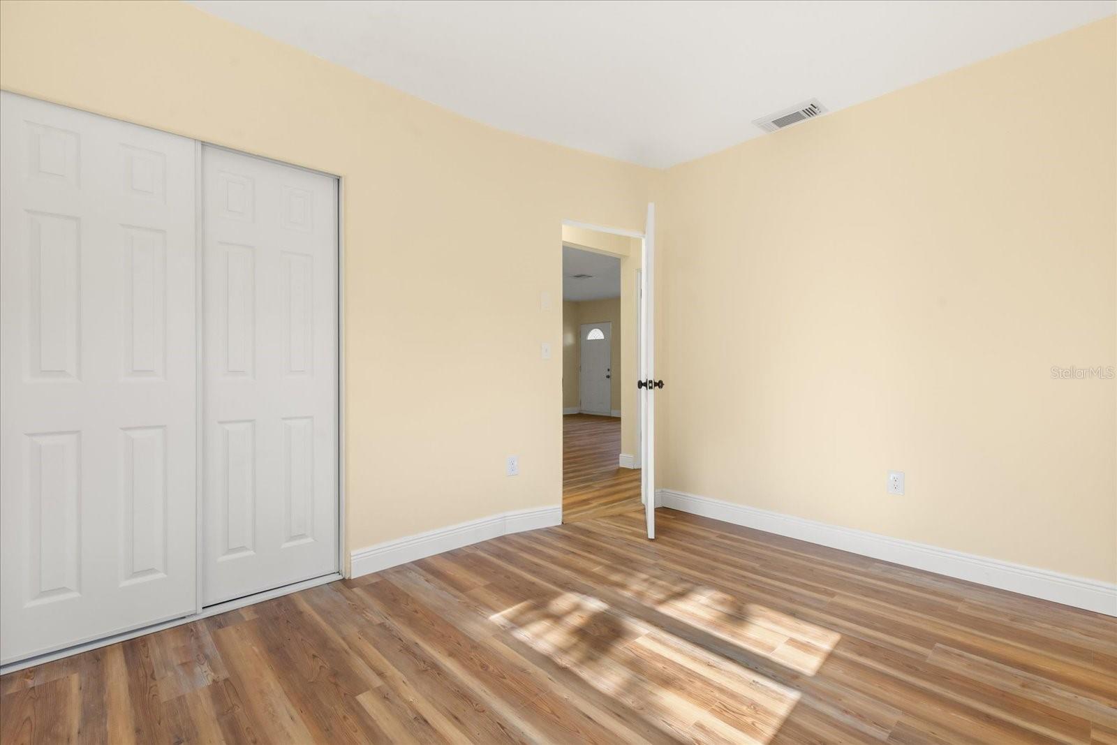 ANONA GROVES - Residential