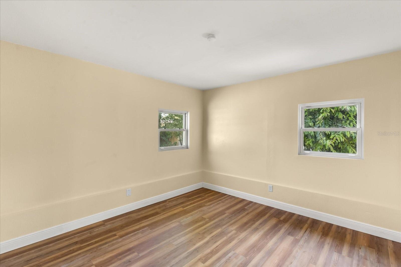 ANONA GROVES - Residential