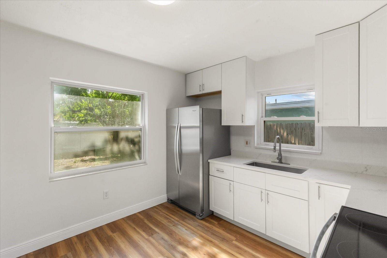 ANONA GROVES - Residential