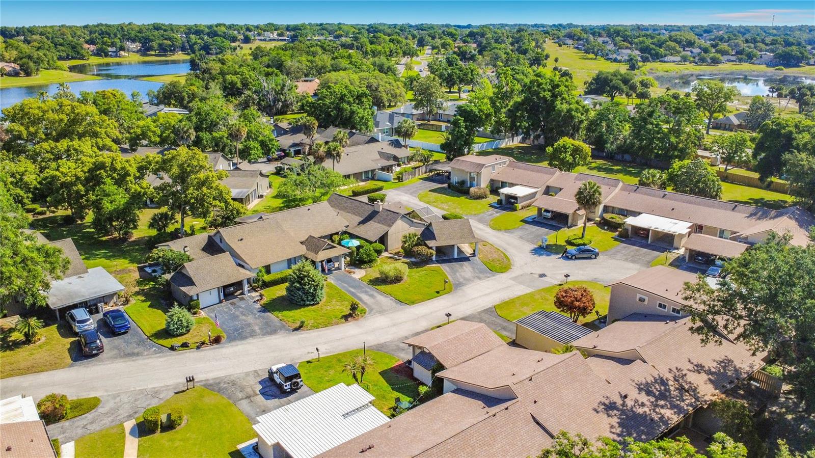 ERROL VILLAGE 01 CONDO - Residential