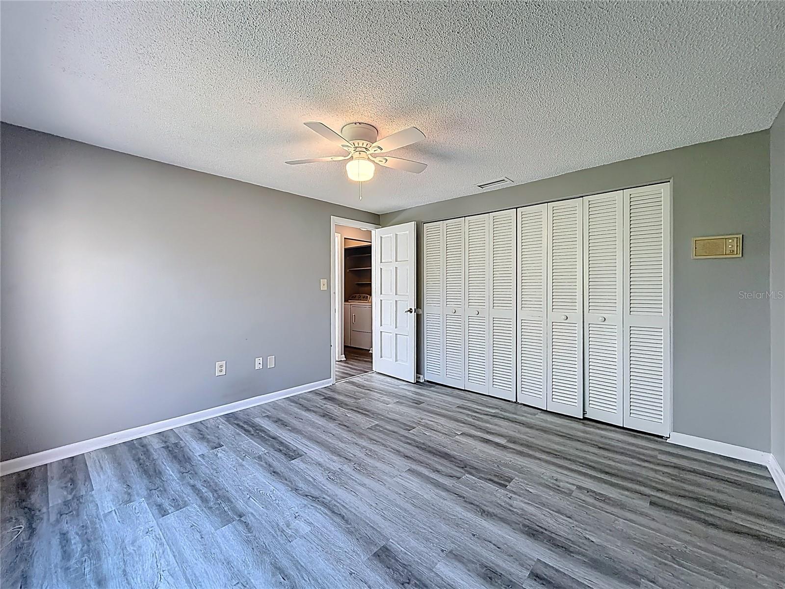 ERROL VILLAGE 01 CONDO - Residential