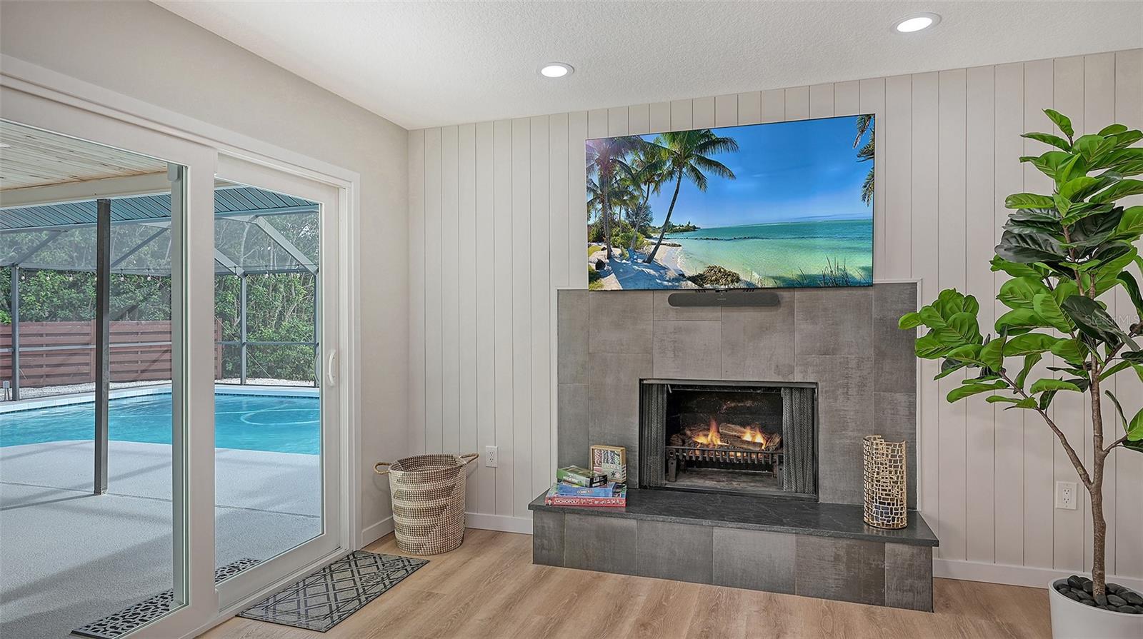 FOREST LAKES SOUTH - Residential Lease