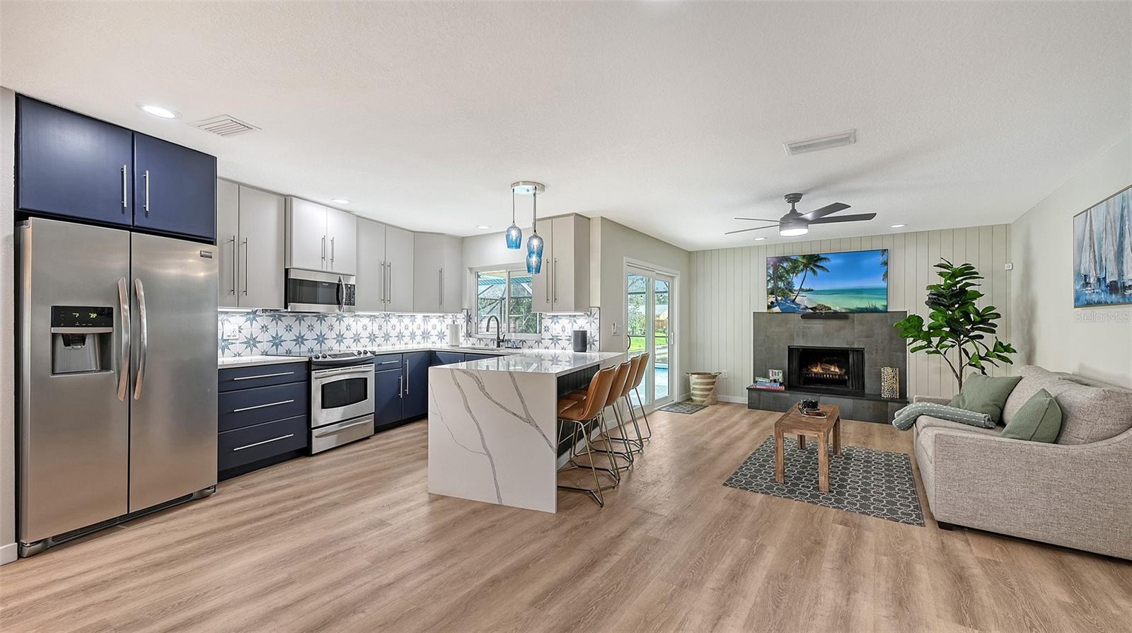 FOREST LAKES SOUTH - Residential Lease