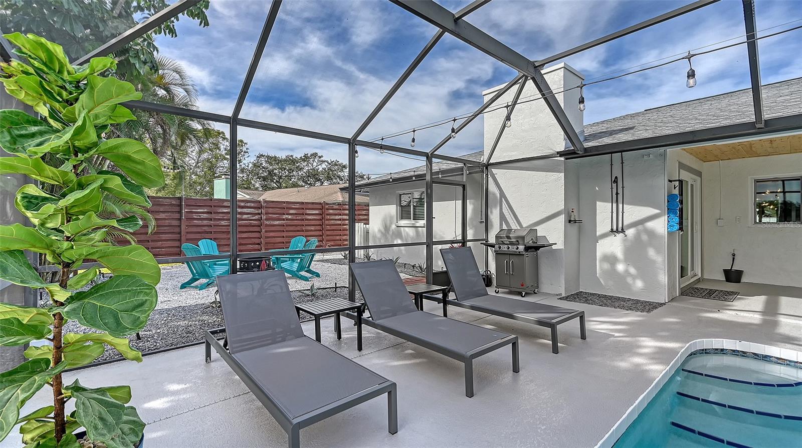 FOREST LAKES SOUTH - Residential Lease