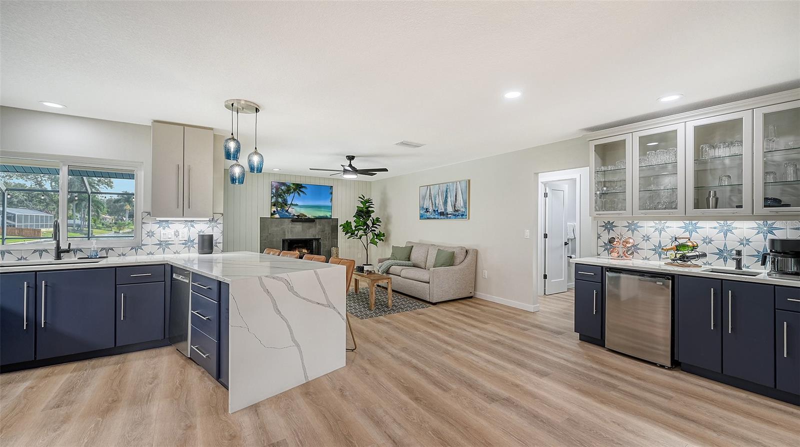 FOREST LAKES SOUTH - Residential Lease