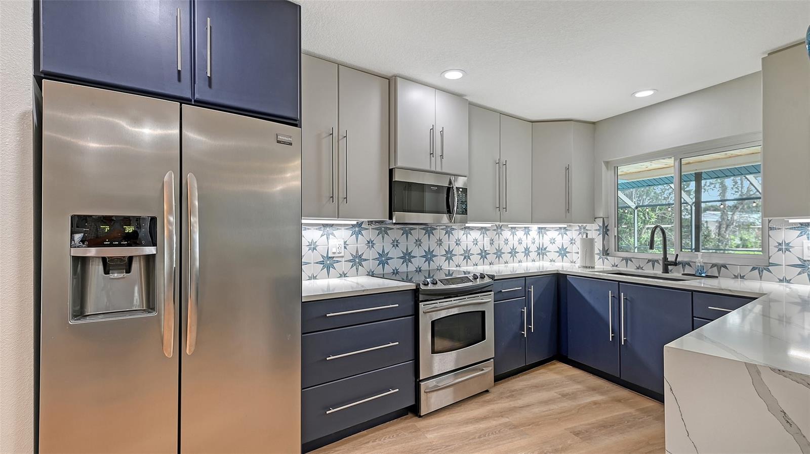 FOREST LAKES SOUTH - Residential Lease